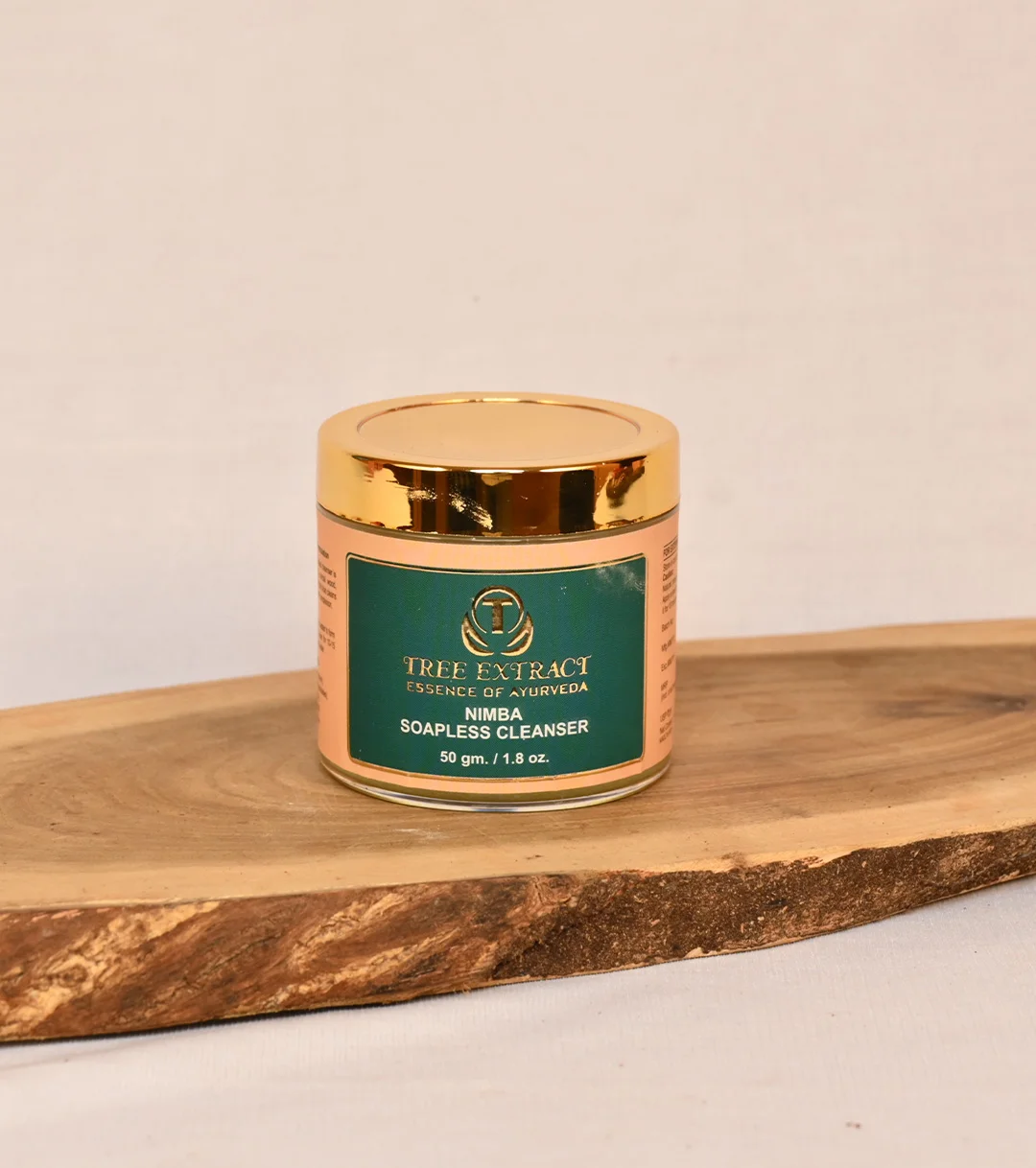 How an Ayurvedic Soapless Cleanser Prevents Dryness and Irritation
